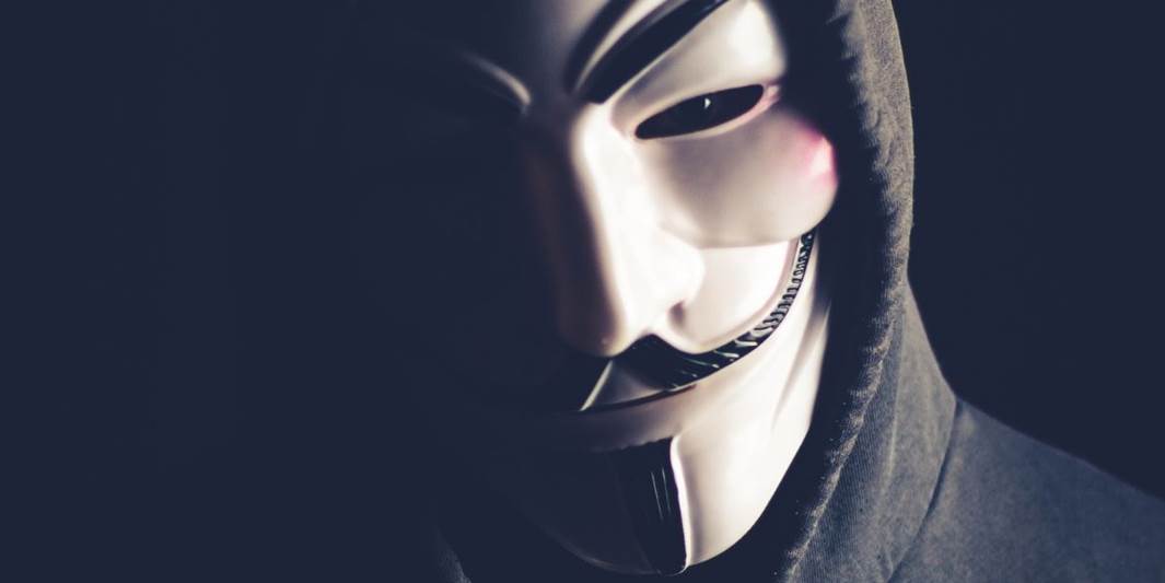 Anonymous hackea la web del Instituto de Investigación Espacial ruso