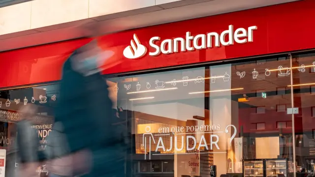 El ‘hackeo’ al Banco Santander puede provocar una ola de estafas por SMS o llamadas fraudulentas
